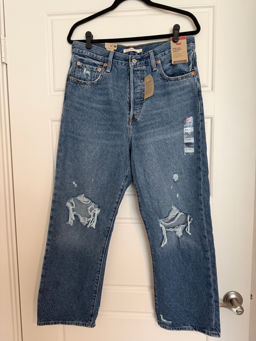 Levi's Distressed Ribcage Straight Ankle Jeans